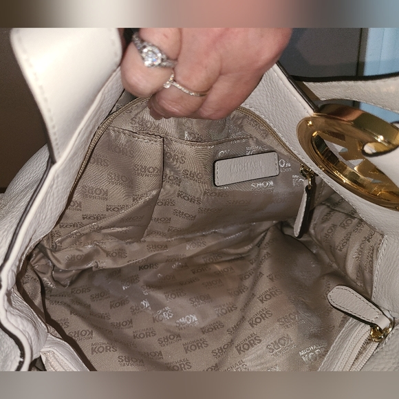 Authentic Michael kors bag - Picture 6 of 10